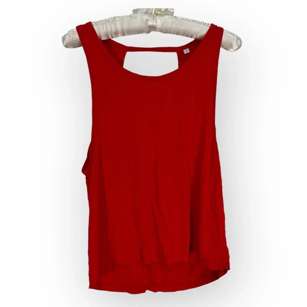 Shein Red Tank Top Open Back Keyhole Lightweight Flowy Sleeveless Shirt Sz S - Picture 1 of 7